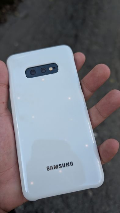 Samsung galaxy s10e