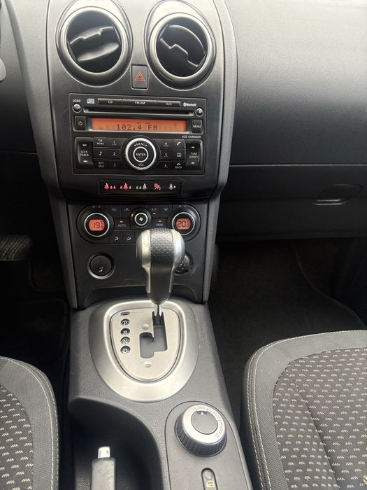 Nissan Qashqai 2009 року