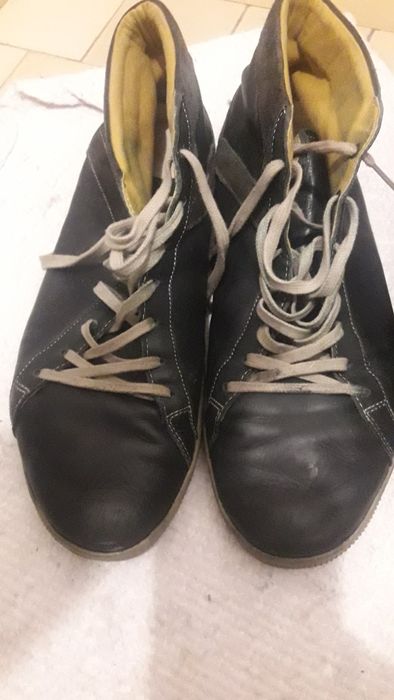 Продам туфли  43 ,размер  стелька 28,3см