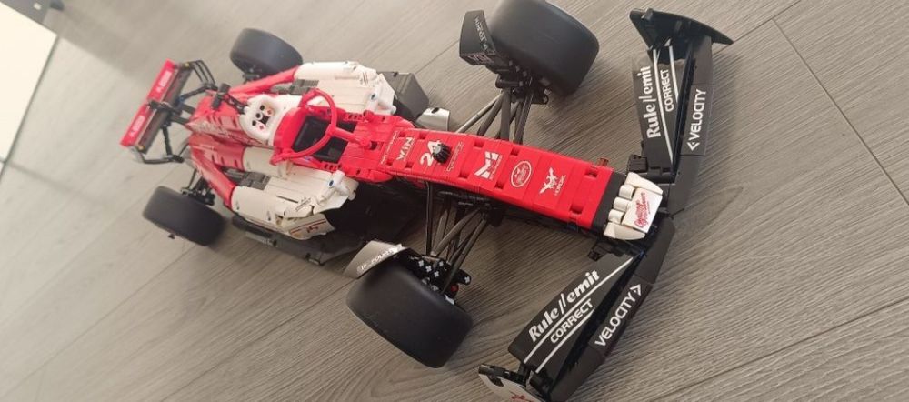 Réplica Lego F1 Oracle Red bull RB20