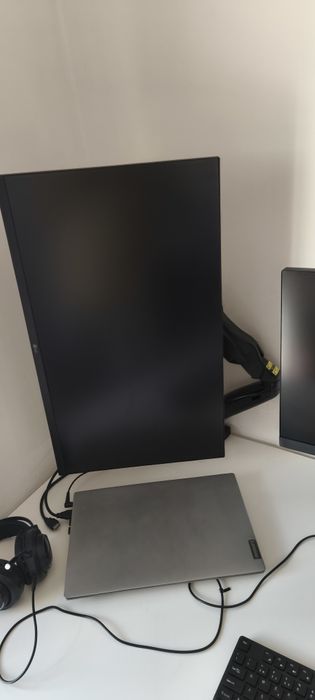 Monitor 27" com suporte