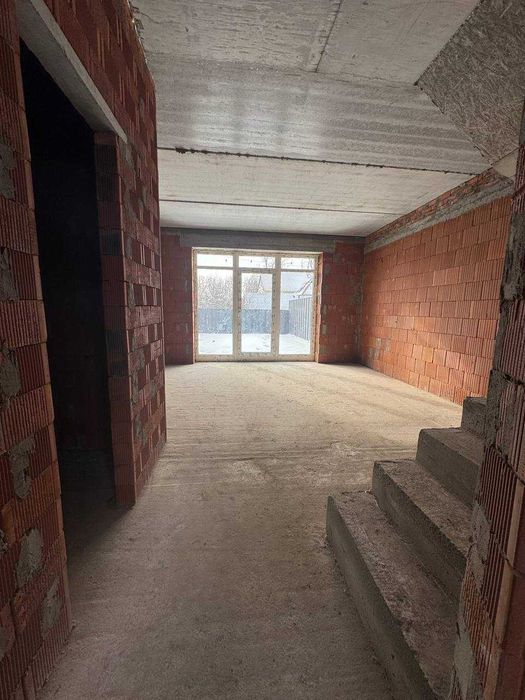 Готовий таунхаус з газом в Ірпені — 4 кімнати