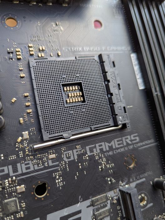 Материнская плата am 4 asus rog strix b450-f gaming ii