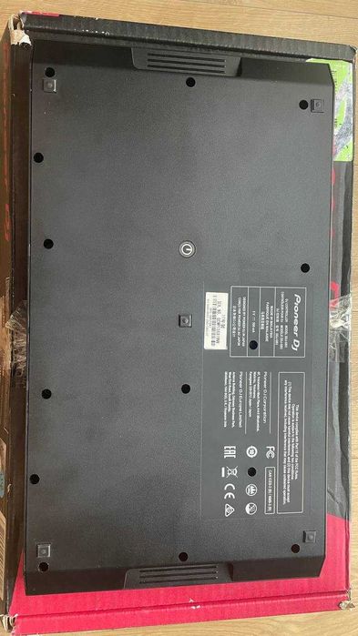 Kontroler DJ Pioneer DDJ-SB2 – Stan idealny