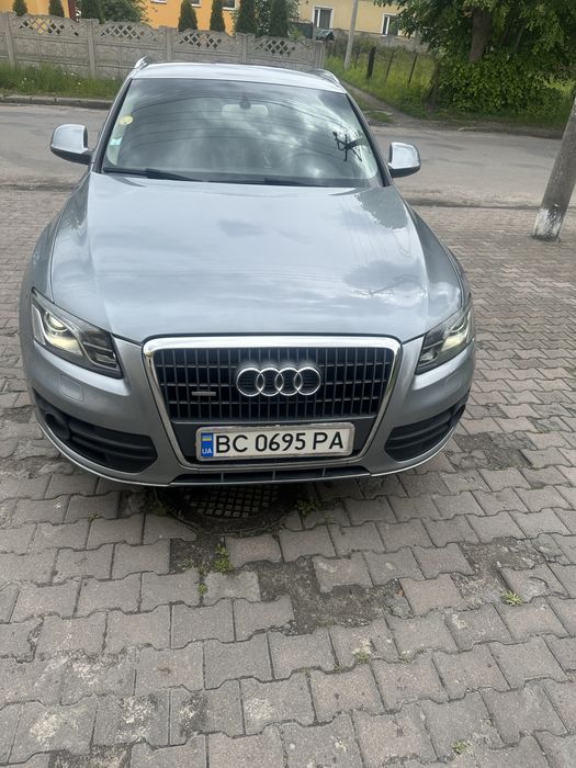 Audi Q5 2010 VIN WAUZZZ8RXBA006127 фото оголошення 2 з 24