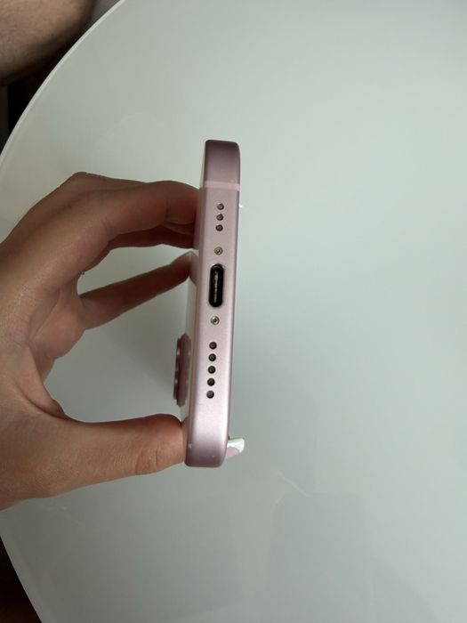 Iphone 15  128 gb różowy
