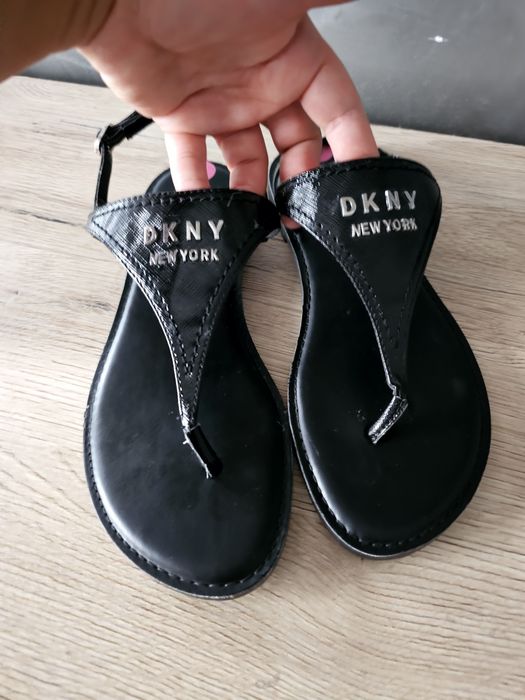 Piękne sandałki japonki DKNY r 38 100% oryginał