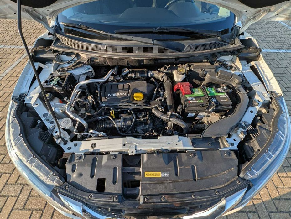 Nissan Qashqai 1.6 dCi 130 Tekna SUV Excelente estado geral