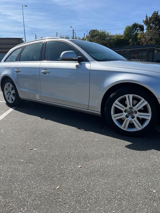 AUDI A4 (B8) Avant 2.0 TDI 143 cv