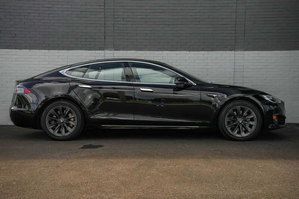 Tesla Model S 100D      2019