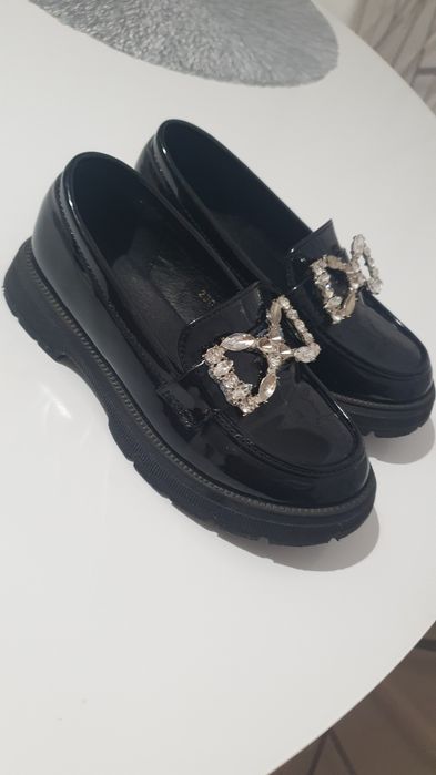 Mokasyny dziewczęce 29 wkładka 17 cm