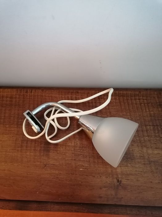 Aplicação para espelho de casa de banho