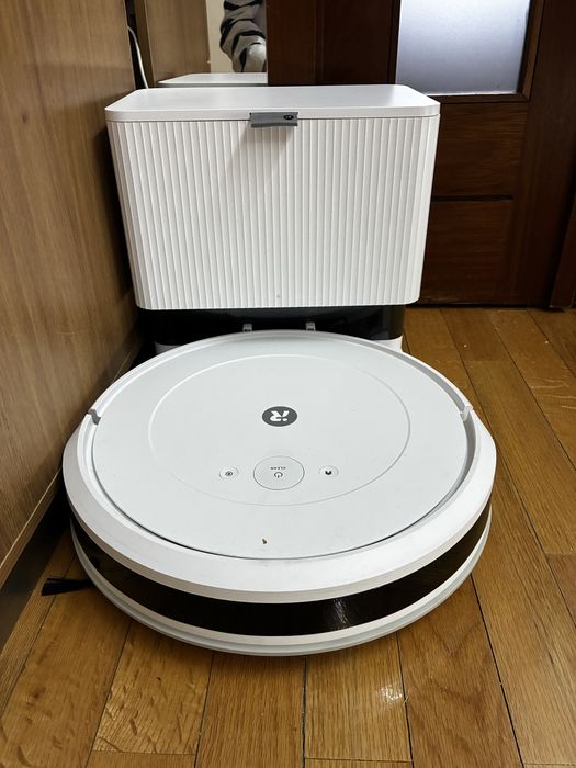 Robot Roomba Combo 2 Essential + base AutoEmpty488176322809712640