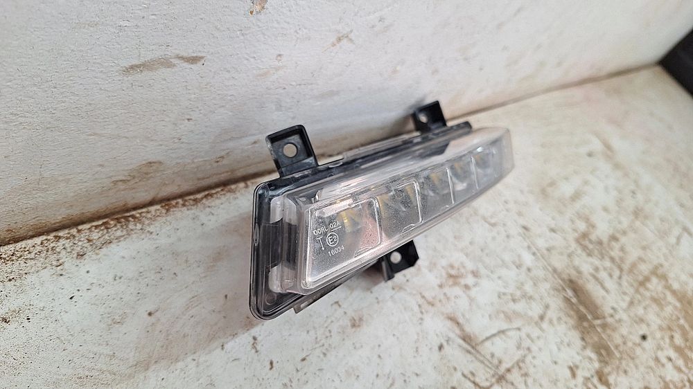 Halogen Lewy Drl Przód Led Renault Clio Iv