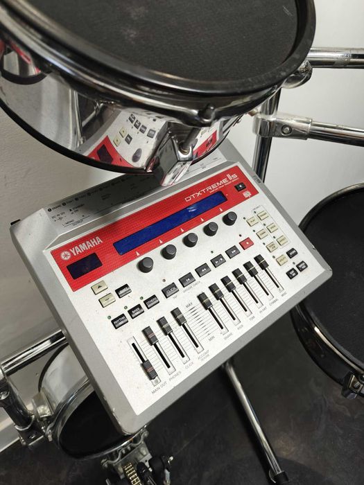Perkusja elektroniczna Yamaha DTXtreme IIs Dig Drum mesh pads DW 3000