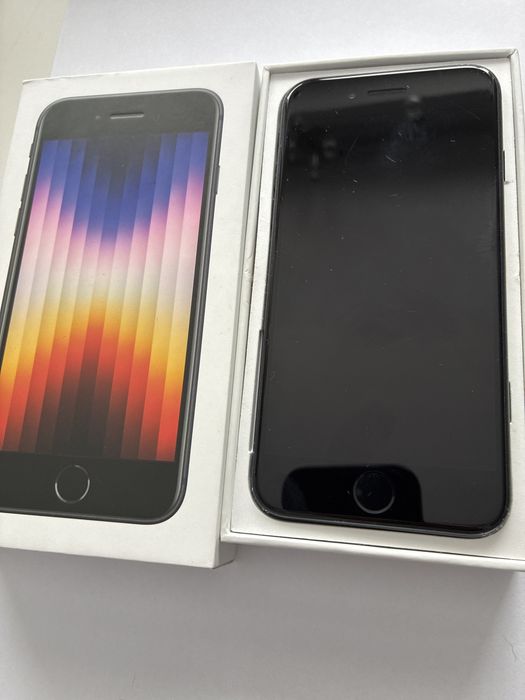 Sprzedam iPhone SE (3. generacja) z 2022 roku,
