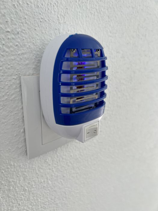 Tomada Anti Mosquitos Novo