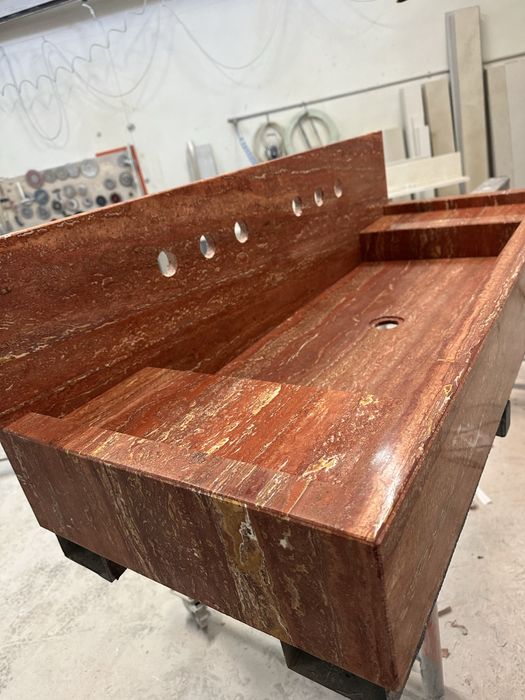 Lavatorio em marmore travertino