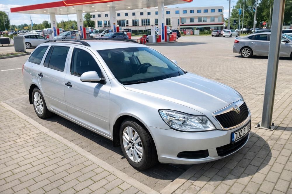 Wynajem Osobowe Dostawcze Bus WYPOŻYCZALNIA 24/7 WYNAJĘCIA UBER BOLT