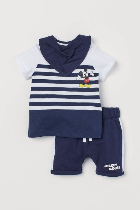 Костюм H&M 6-9 мес