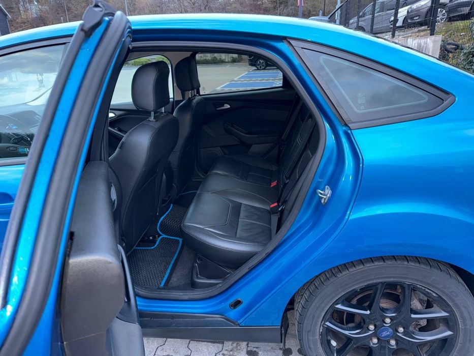 Ford Focus 2016 2.0 бензин