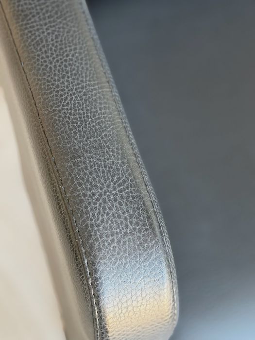 Перукарське крісло