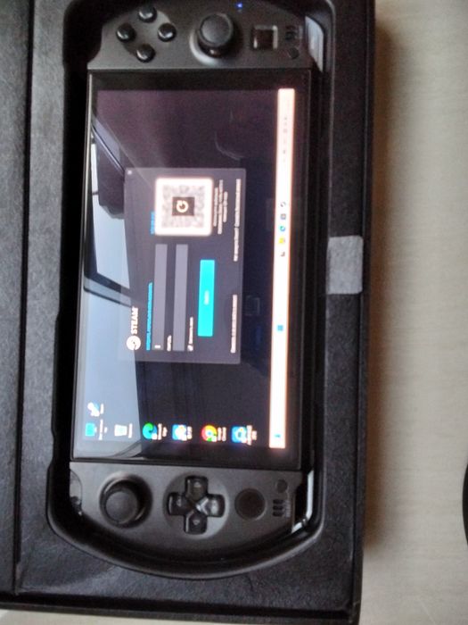 GPD Win 4 8840U 32gb, 1TbAI370 Onexplayer x1pro, Aokzoe A1pro