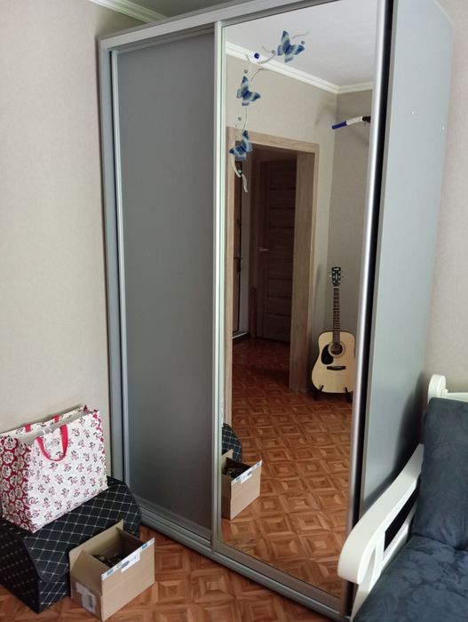 Продам б.у шкаф купе