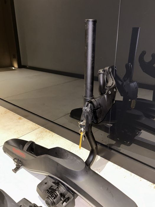 Bagażnik uchwyt rowerowy na dach rower ROOF Sprint LEWA strona 1szt.