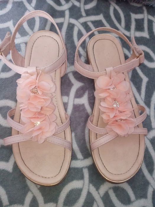 Sandały dziewczynka r.36