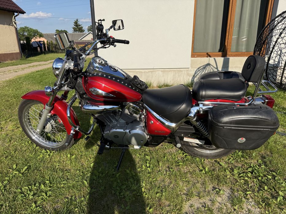 Suzuki Intruder 125