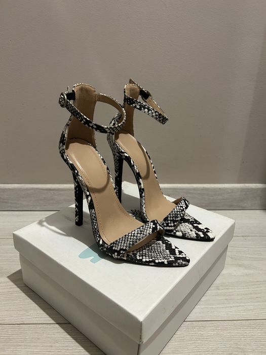 Buty damskie obcas szpilka r 39 dl.wkl. 24-24,5 cm nowe