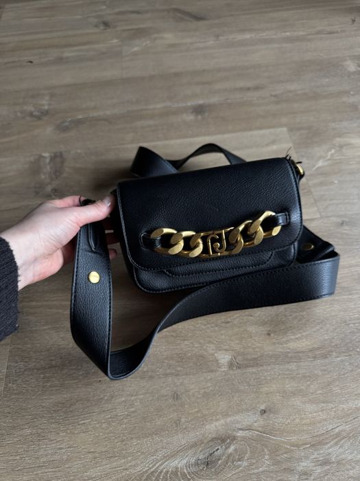 Torebka Liu Jo damska czarna na ramię