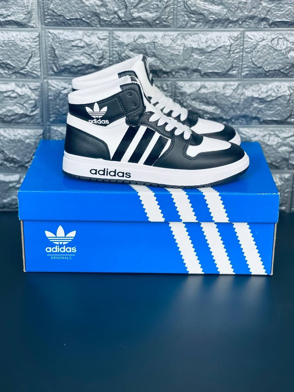 Кросовки Adidas Мужские Женские Подростковые Осенние Красовки Адидас ...
