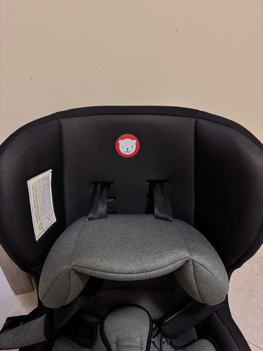 дитяче автокрісло lionelo