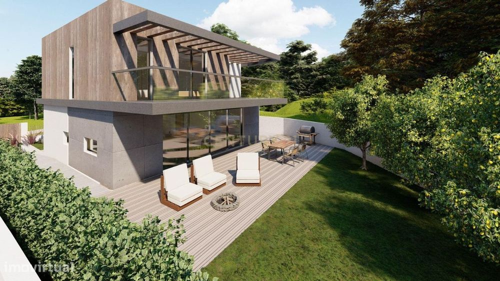 Terreno com projeto aprovado para Moradia T4.  Monte Estoril a 5 minut