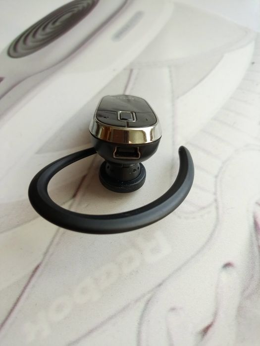 Bluetooth гарнітура Jabra
