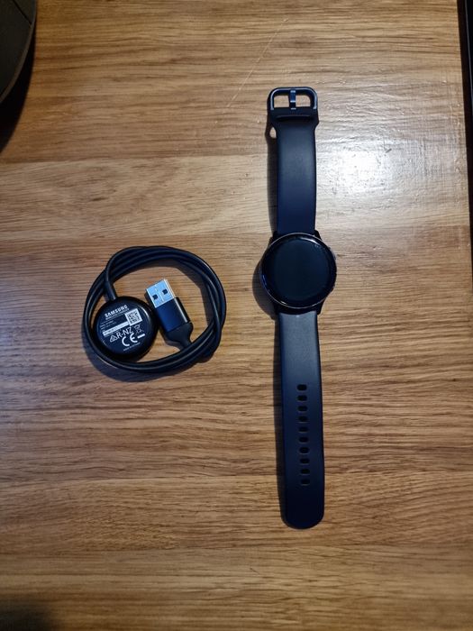 Smartwatch zegarek SAMSUNG SM-R830