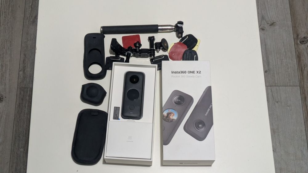 Insta360 one x2 + akcesoria