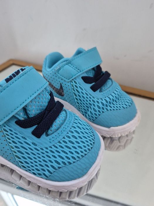 Кросівки 17 розмір, Nike