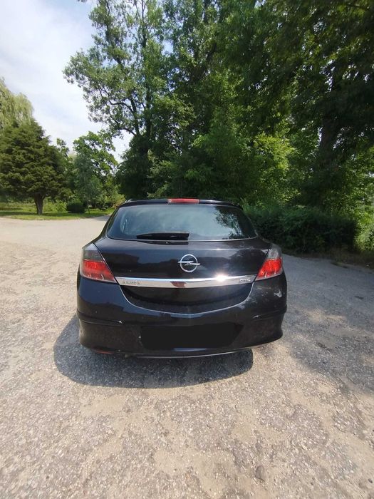 Opel Astra 1.9 cdti GTC POLECAM