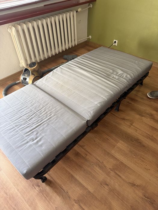 Fotel rozkladany Ikea żółty