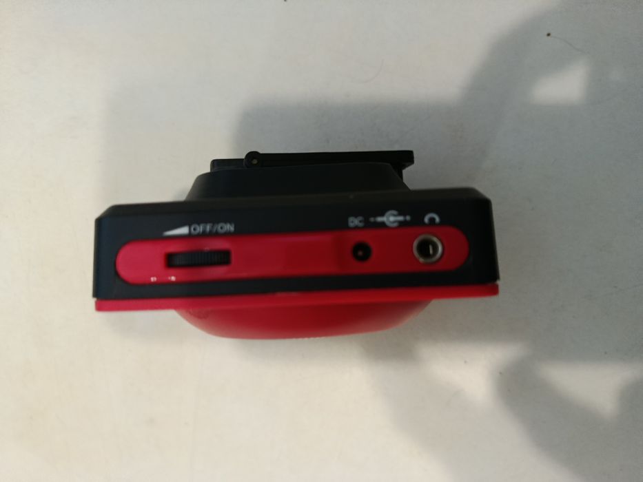 Радіоприймач автономний з самопідзарядкою