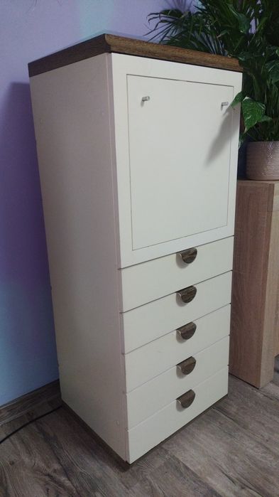 Oryginalna Komoda z barkiem i szufladami