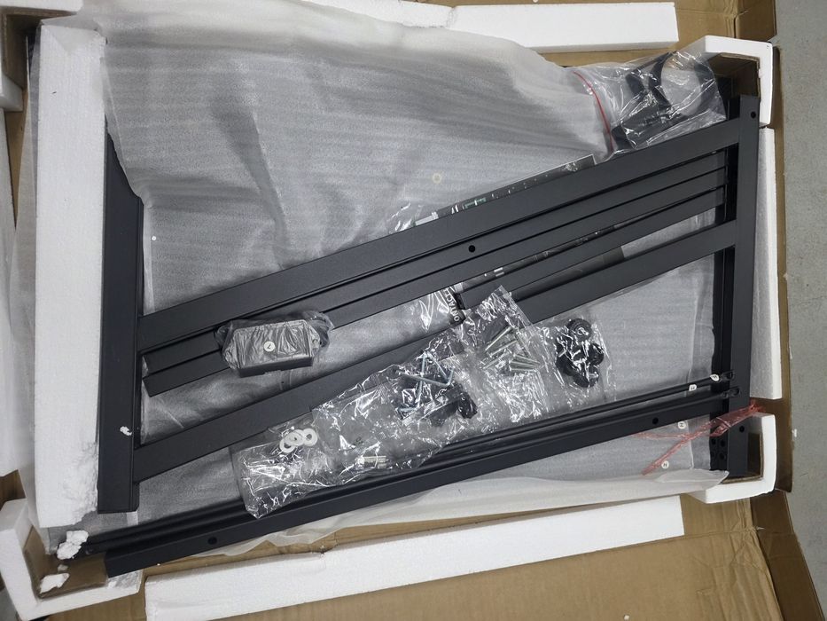 ODK stolik gamingowy z diodami LED, 80 × 50