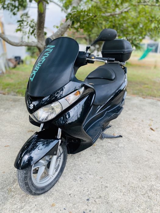 Suzuki BURGMAN 200