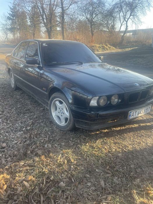 Продам автомобіль BMW E34.525TDS