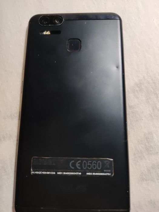 Телефон непрацюючих на запчастини