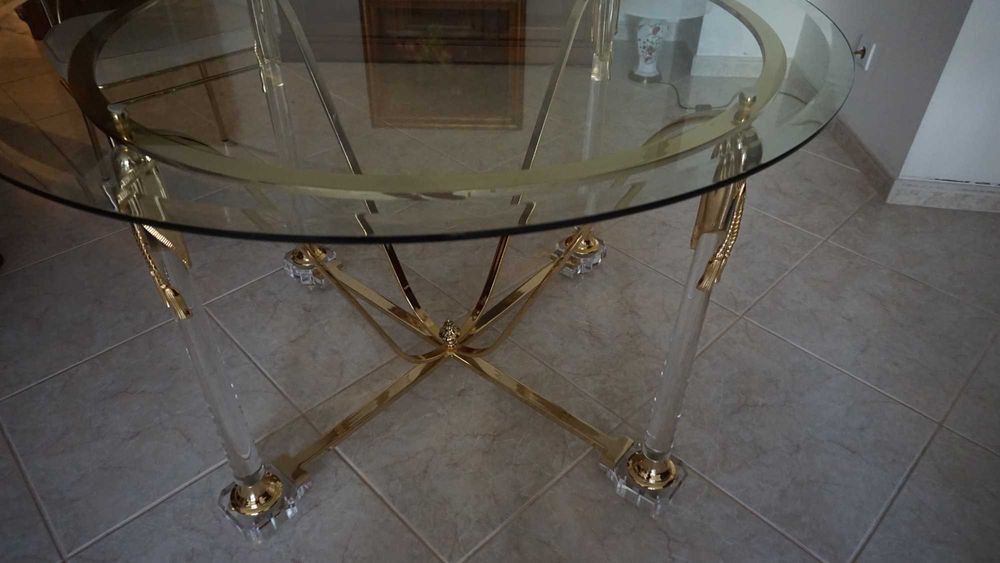Conjunto de Mesa e Cadeiras de jantar