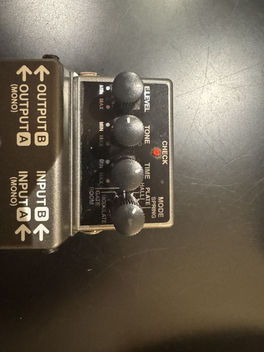 Efekt gitarowy / wokalowy BOSS RV-5 Digital Reverb.